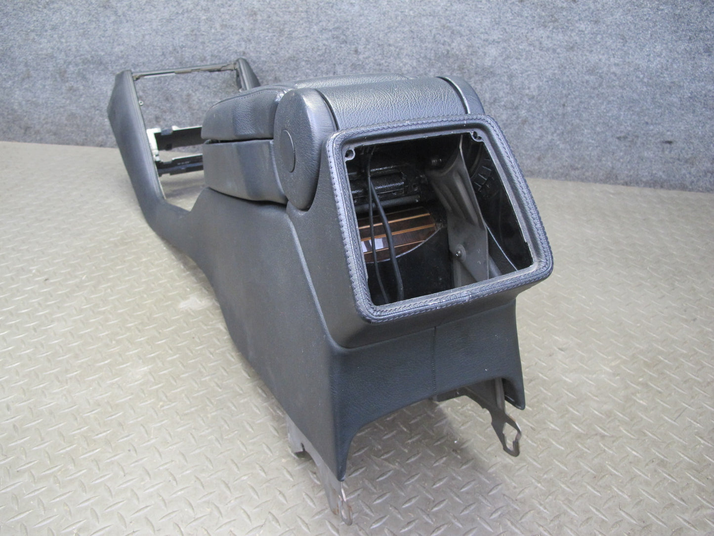 96-99 Mercedes W140 C140 CL Coupe Center Console Trim Cover Panel w Armrest OEM