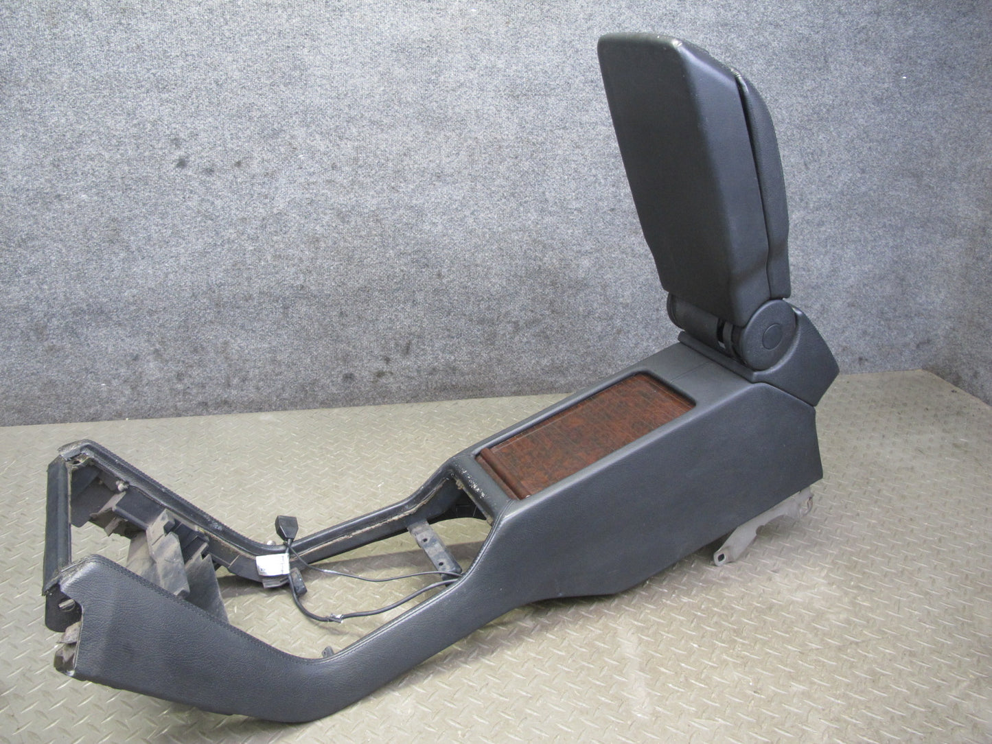 96-99 Mercedes W140 C140 CL Coupe Center Console Trim Cover Panel w Armrest OEM