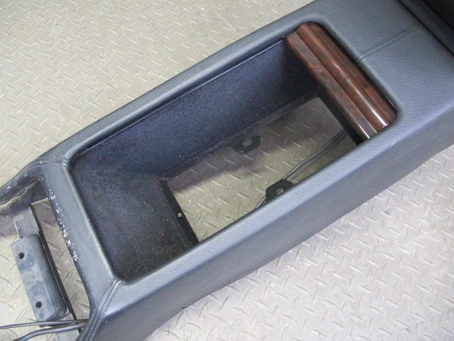 96-99 Mercedes W140 C140 CL Coupe Center Console Trim Cover Panel w Armrest OEM