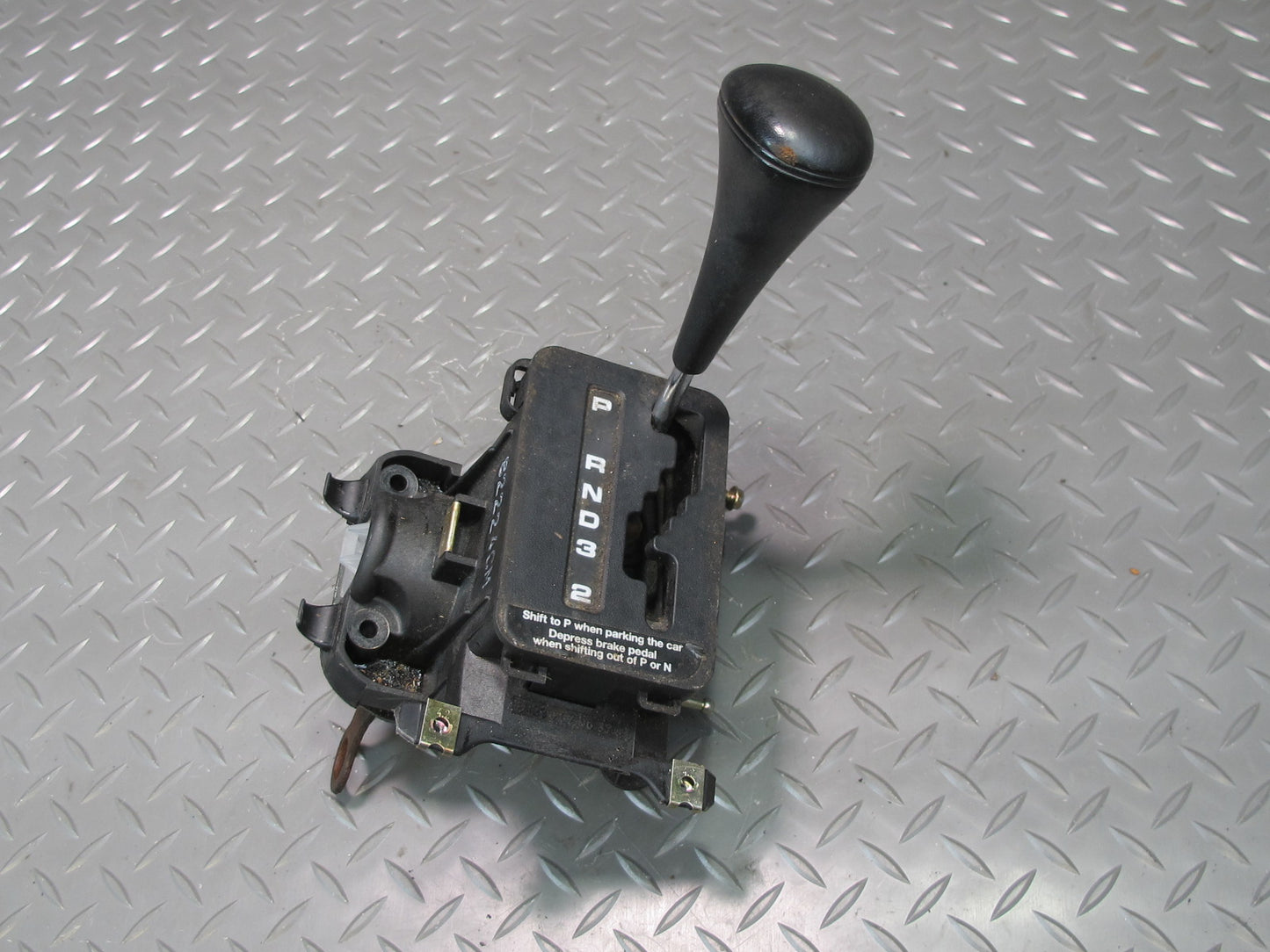 90-95 Mercedes W124 300D A/T Automatic Transmission Gear Shifter  OEM