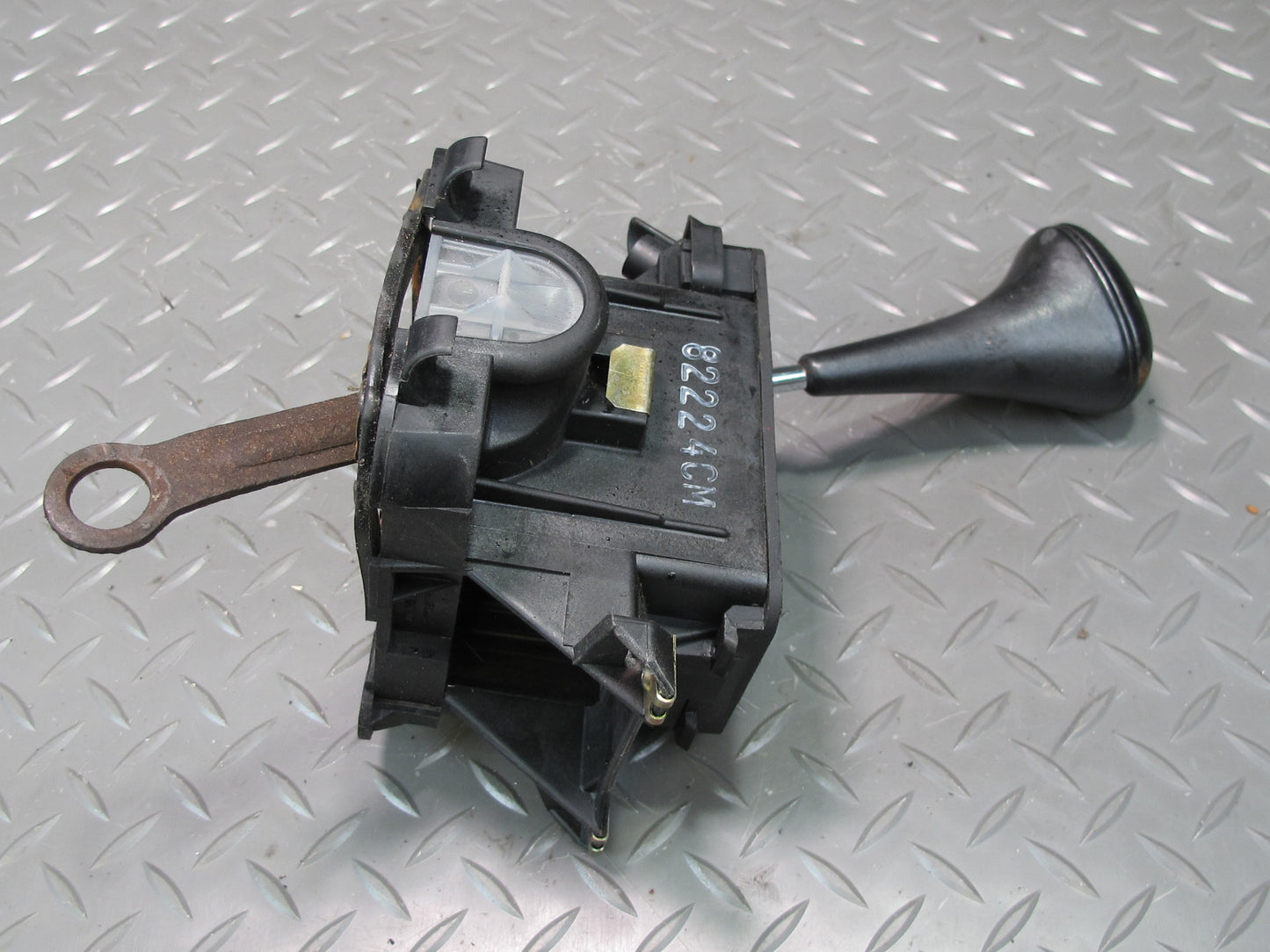 90-95 Mercedes W124 300D A/T Automatic Transmission Gear Shifter  OEM