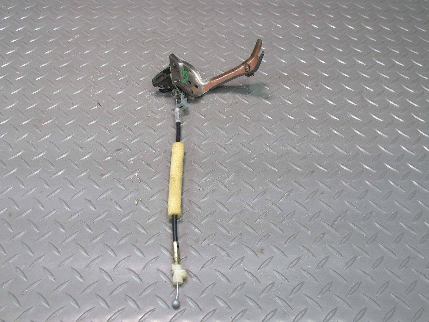 1992 Lexus UZZ30L SC300 SC400 Glove Box Lock Latch w Release Cable Assembly OEM