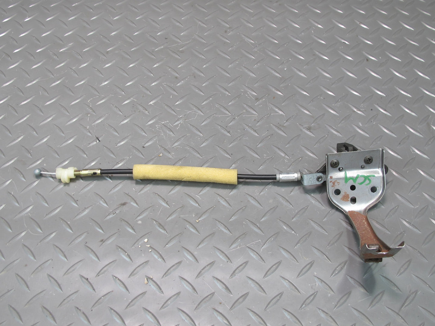 1992 Lexus UZZ30L SC300 SC400 Glove Box Lock Latch w Release Cable Assembly OEM