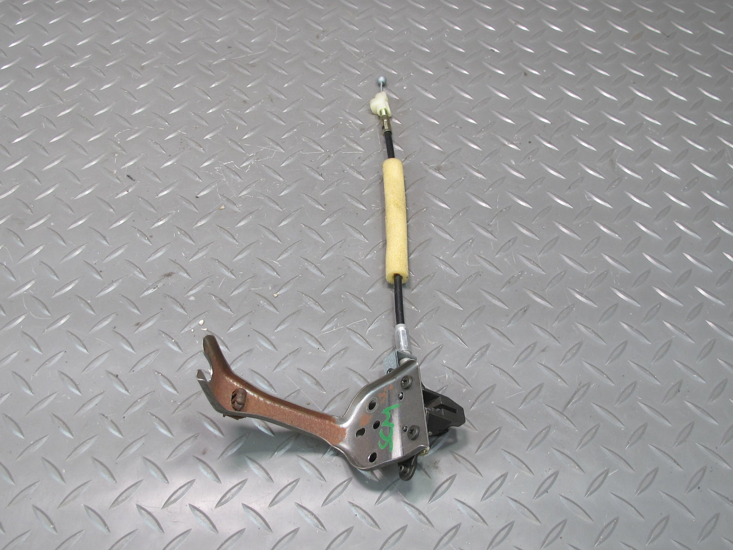 1992 Lexus UZZ30L SC300 SC400 Glove Box Lock Latch w Release Cable Assembly OEM