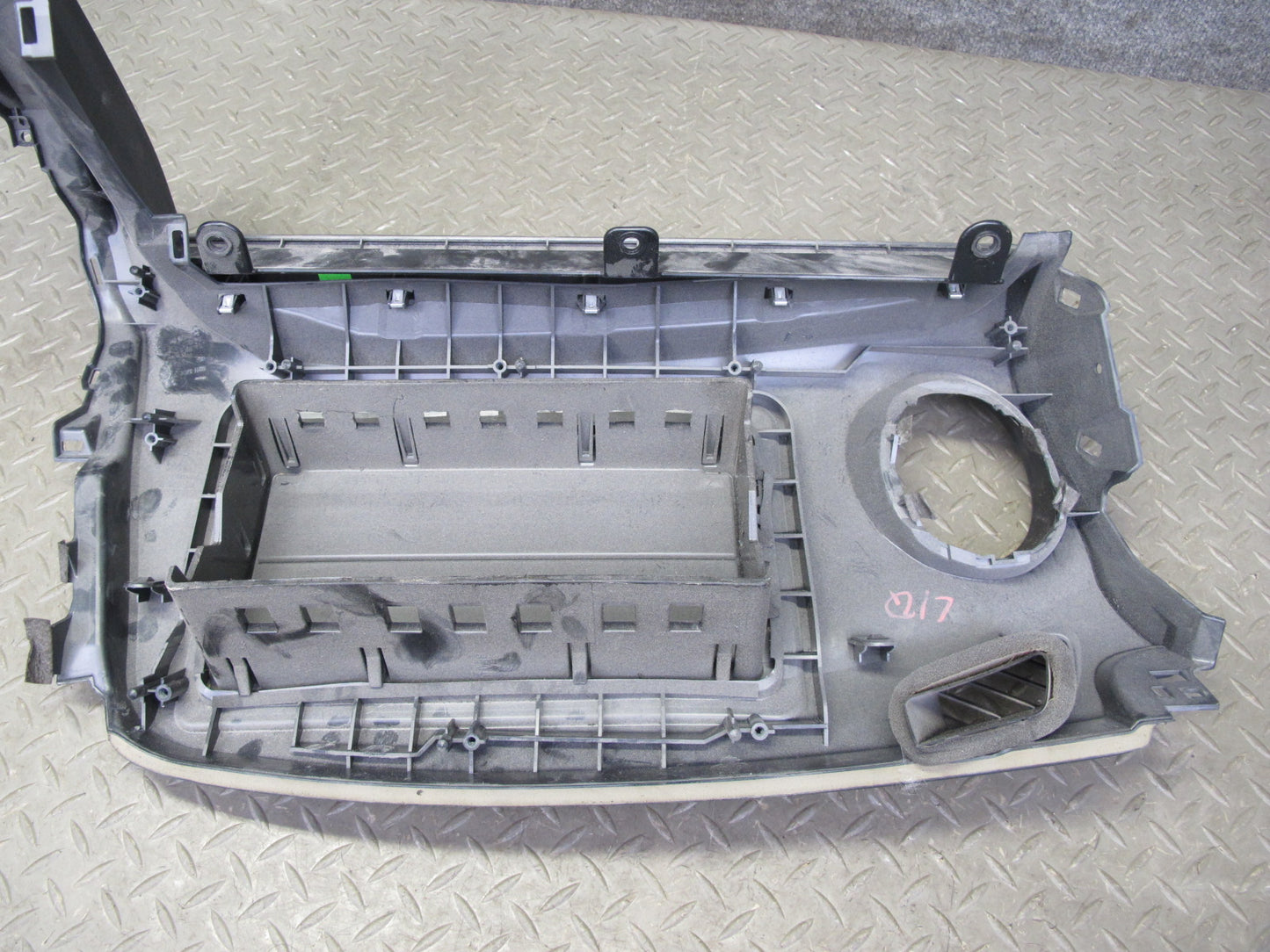 2013-2016 Infiniti JX35 QX60 Dash Instrument Panel Front Right Trim Cover Panel