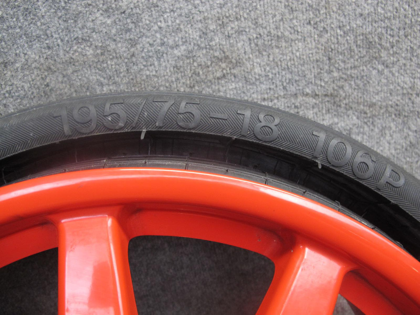 2011-2018 Porsche Cayenne S 958 Emergency Spare 18 Wheel 6.5J x 18 Rim W/ Tire