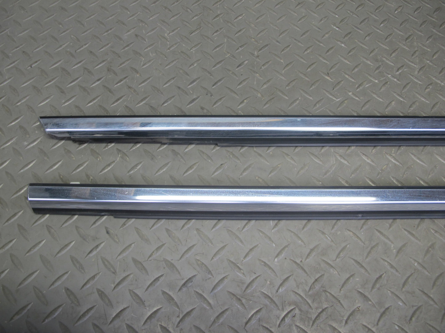 01-06 Lexus UCF30L LS430 Set of 4 Front & Rear Door Weatherstrip Molding OEM