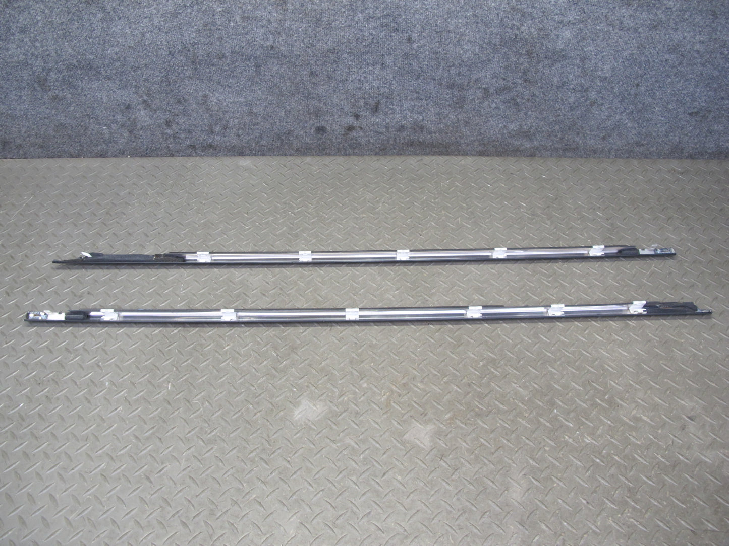 01-06 Lexus UCF30L LS430 Set of 4 Front & Rear Door Weatherstrip Molding OEM