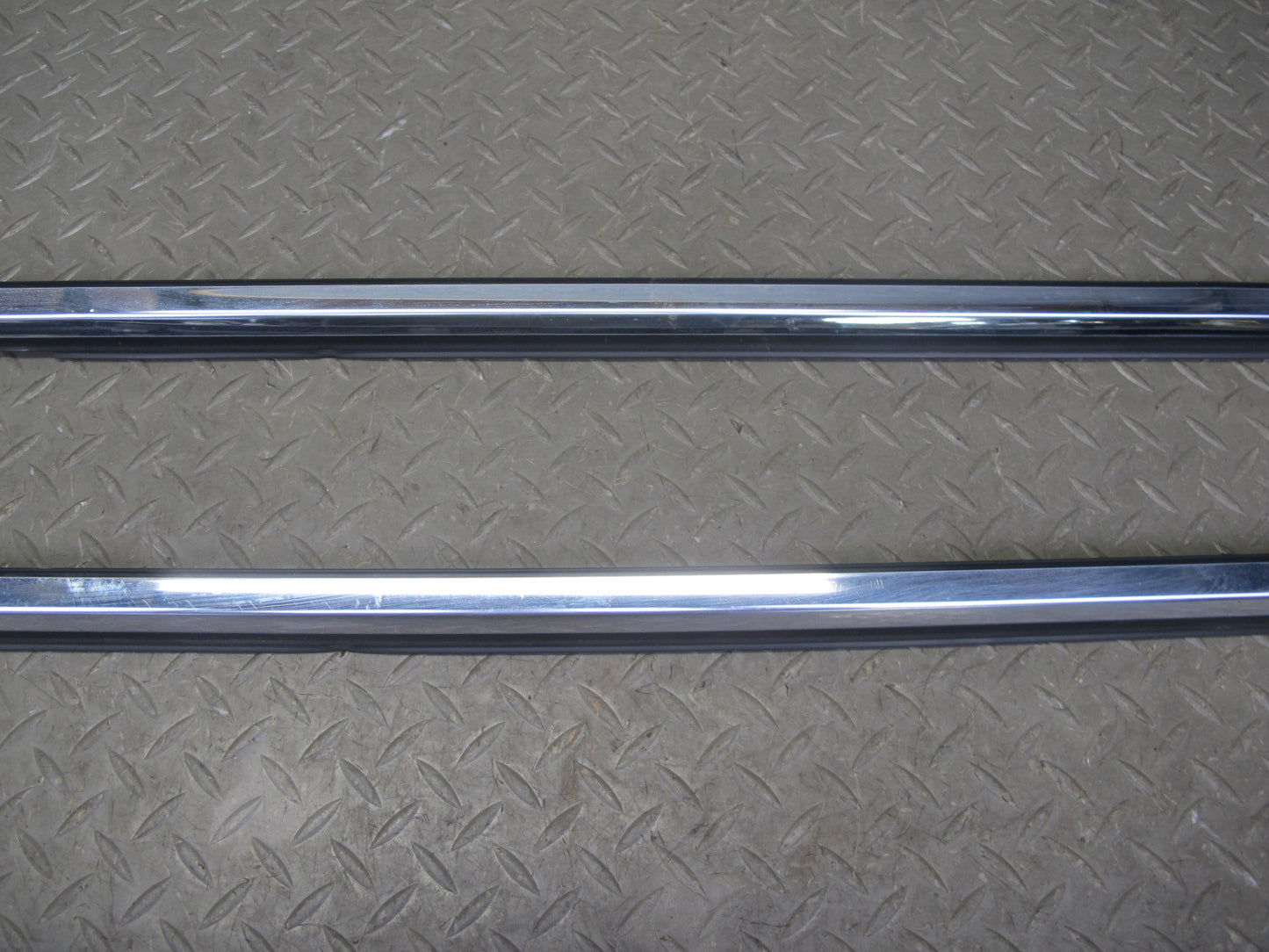 01-06 Lexus UCF30L LS430 Set of 4 Front & Rear Door Weatherstrip Molding OEM