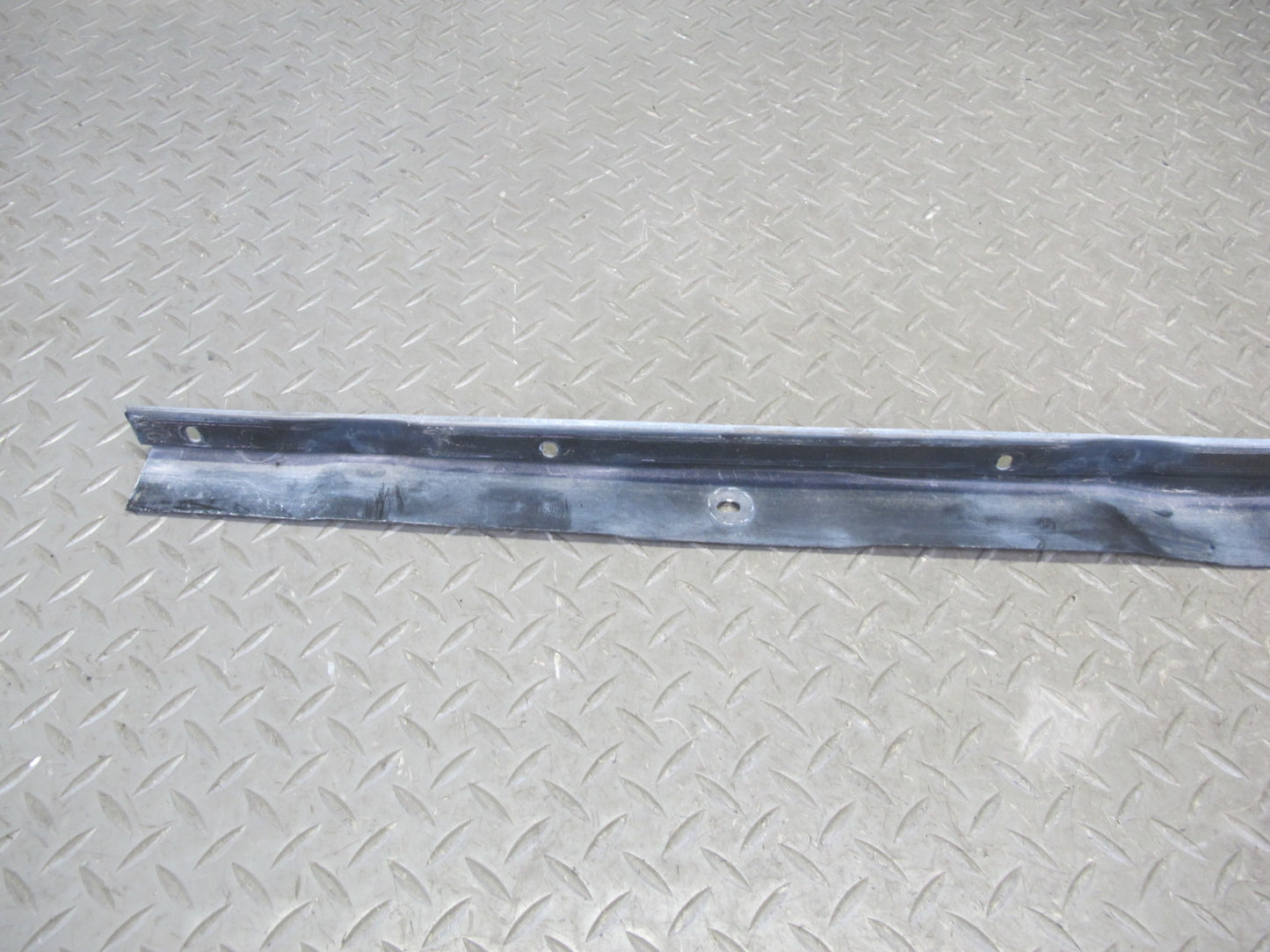 91-96 Chevrolet Corvette C4 Front Bumper Cover Center Retainer Bracket OEM