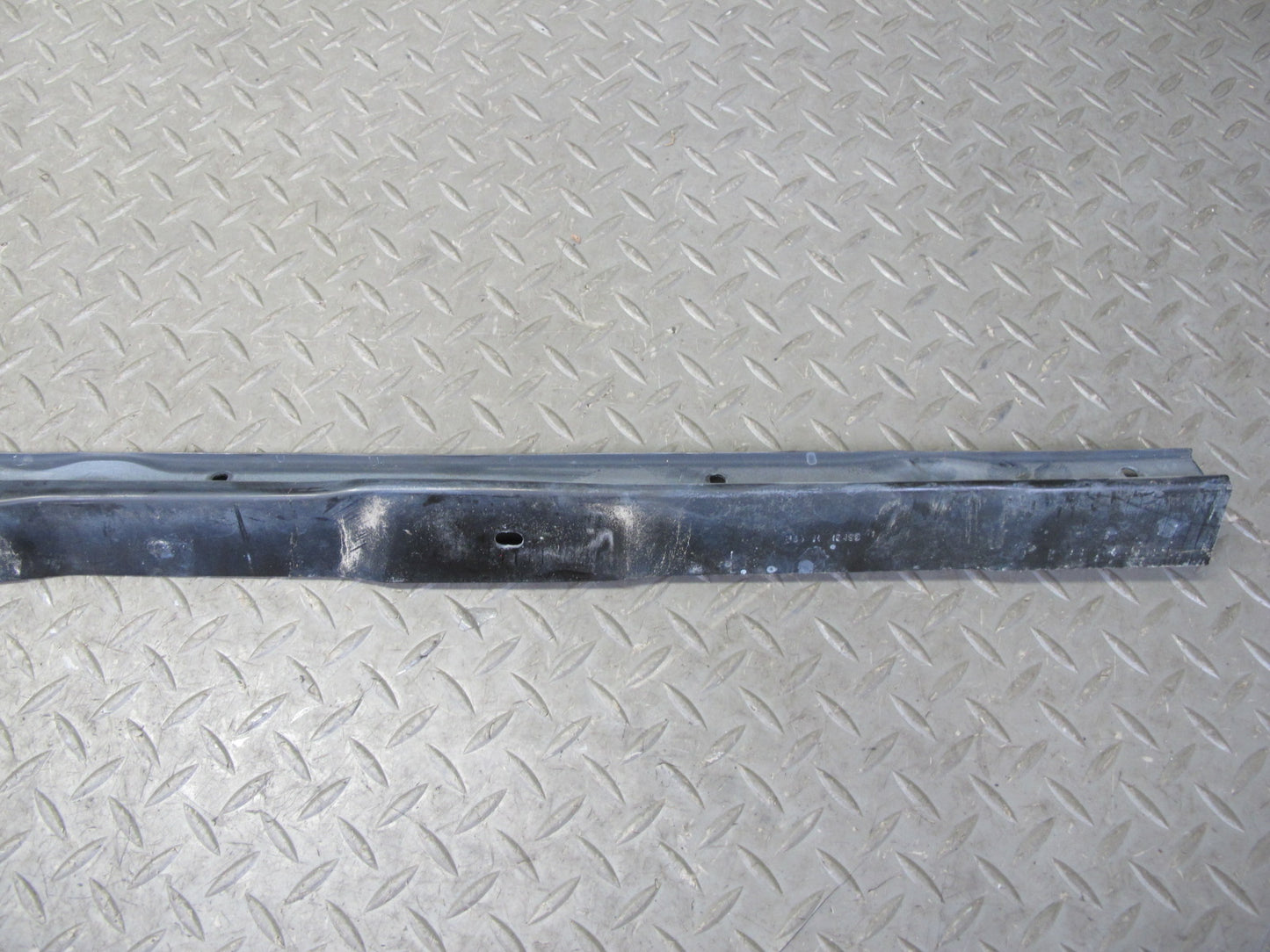 91-96 Chevrolet Corvette C4 Front Bumper Cover Center Retainer Bracket OEM