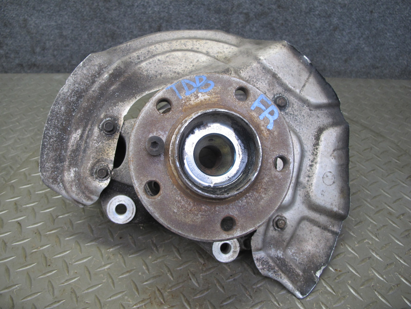 14-16 BMW F30 F31 F33 AWD Front Right Spindle Knuckle Wheel Hub Bearing OEM