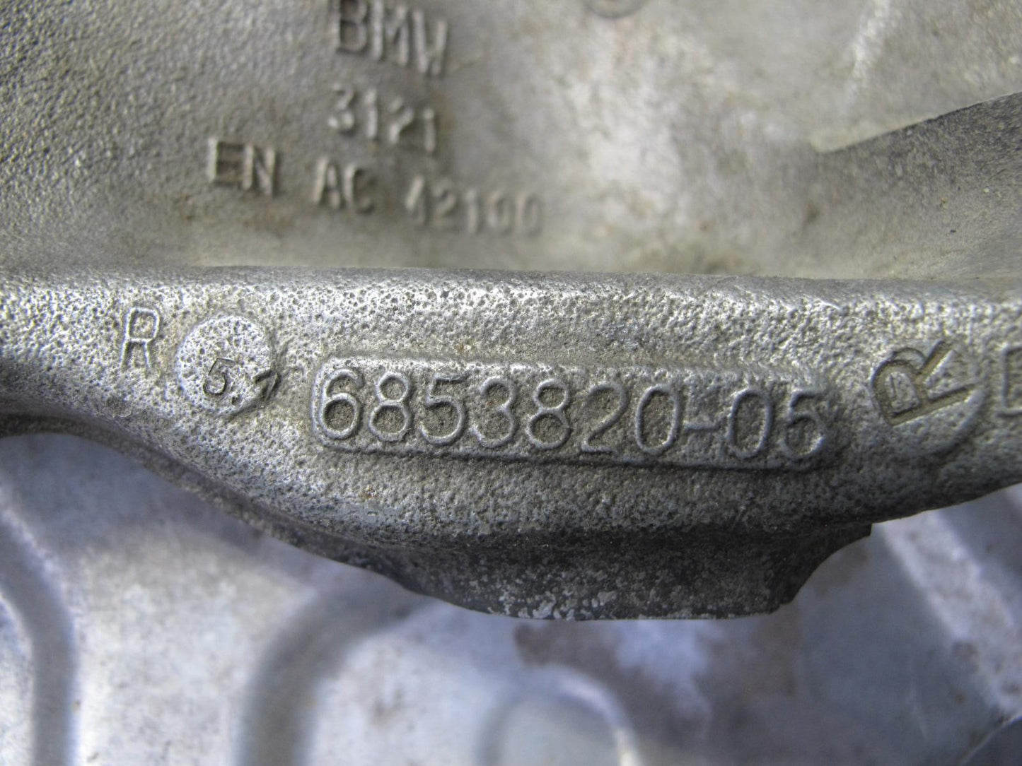 14-16 BMW F30 F31 F33 AWD Front Right Spindle Knuckle Wheel Hub Bearing OEM