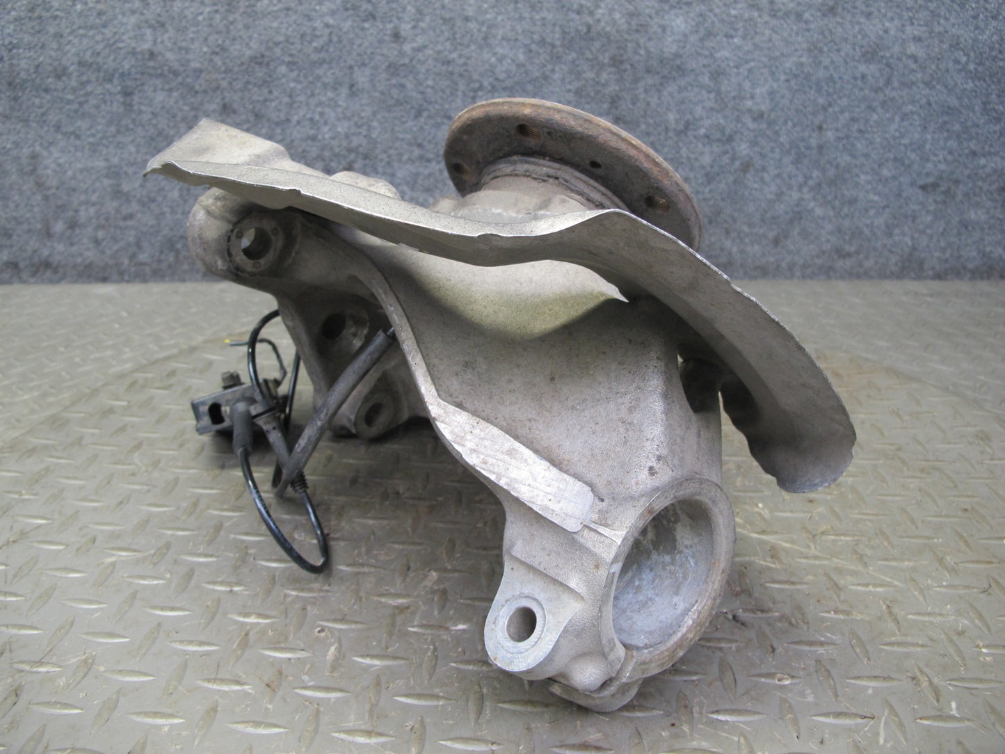 14-16 BMW F30 F31 F33 AWD Front Right Spindle Knuckle Wheel Hub Bearing OEM