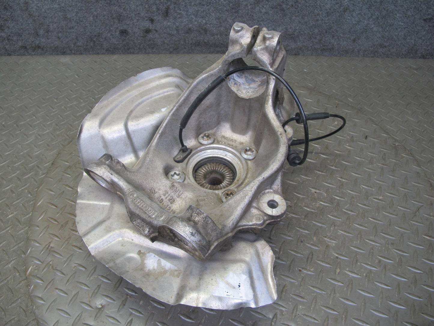 14-16 BMW F30 F31 F33 AWD Front Right Spindle Knuckle Wheel Hub Bearing OEM