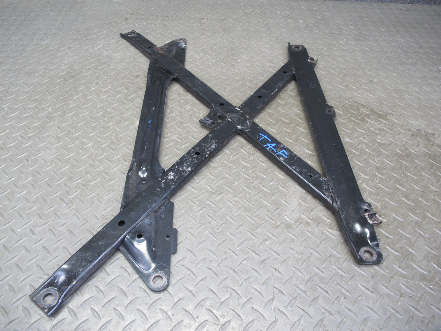 13-16 Audi B8 A4 S4 Engine Transmission Crossmember Brace Bracket 8K1399345B OEM