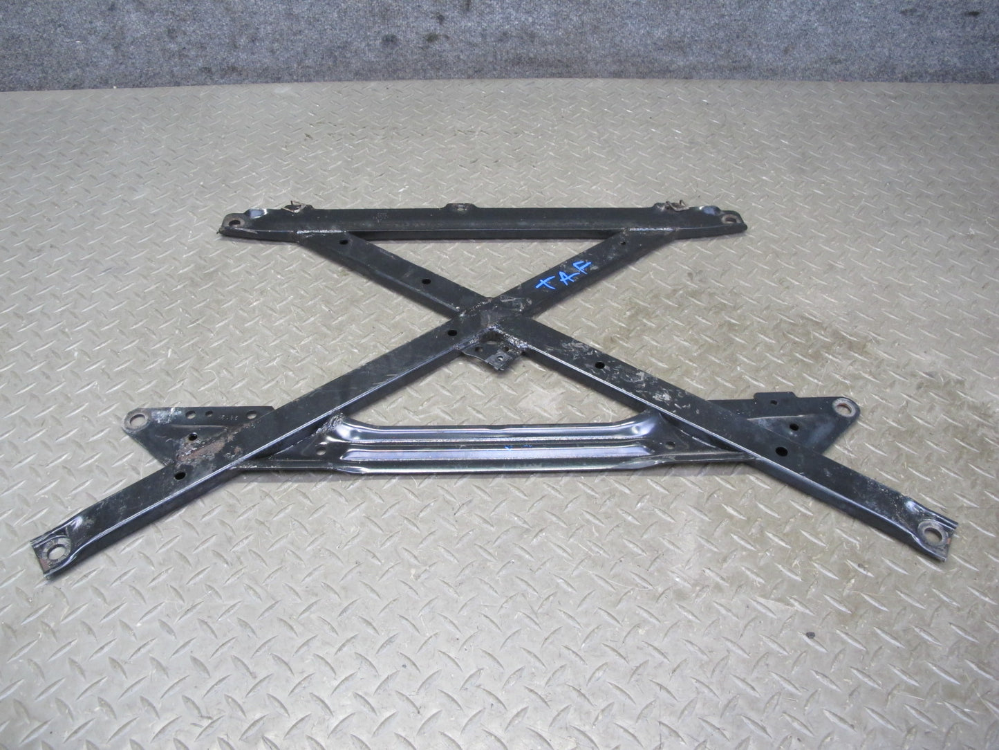 13-16 Audi B8 A4 S4 Engine Transmission Crossmember Brace Bracket 8K1399345B OEM