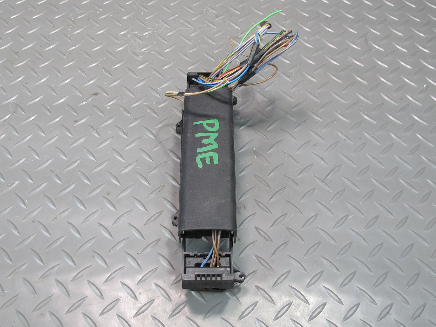 1990-1995 Mercedes W124 300D Center Console Upper Switch Panel OEM