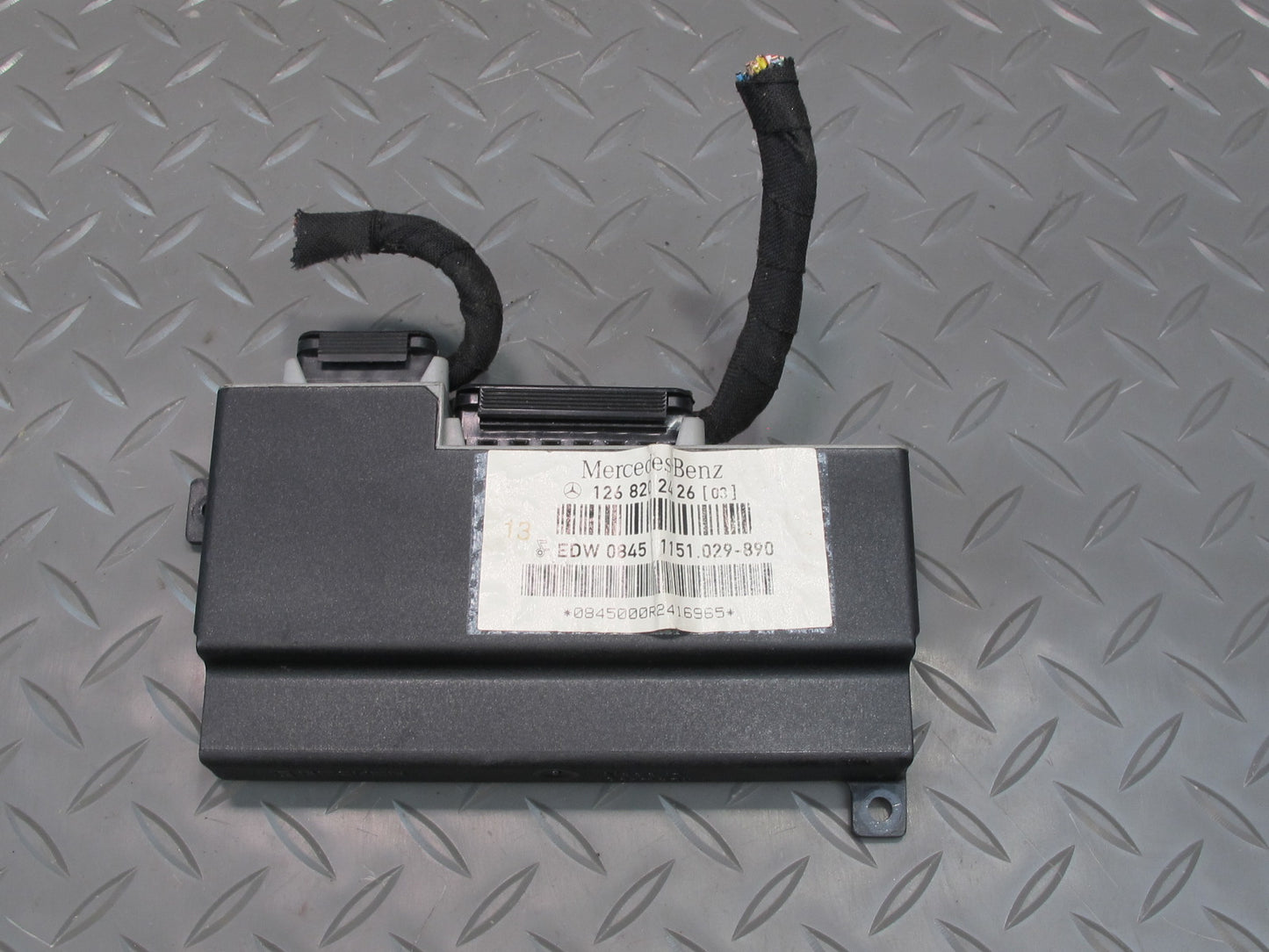 90-95 Mercedes W124 300D Anti Theft Alarm Control Module 1268202426 OEM