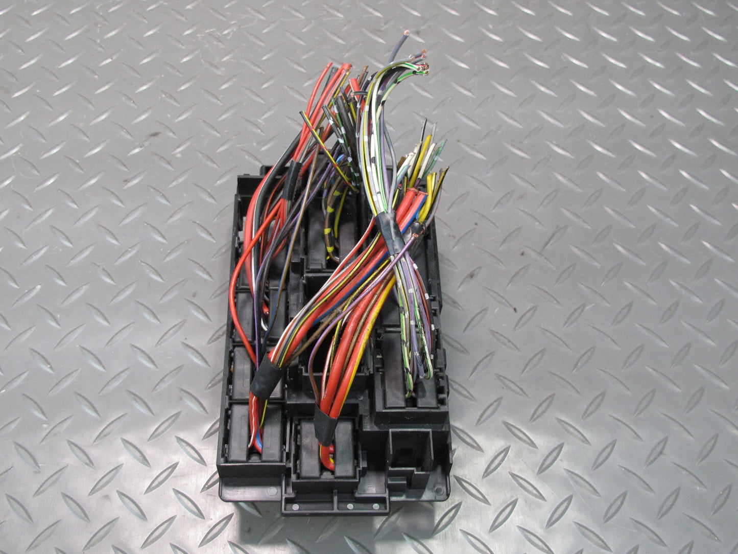 94-95 Mercedes W124 300D Engine Fuse Relay Box Module 1245450140 OEM