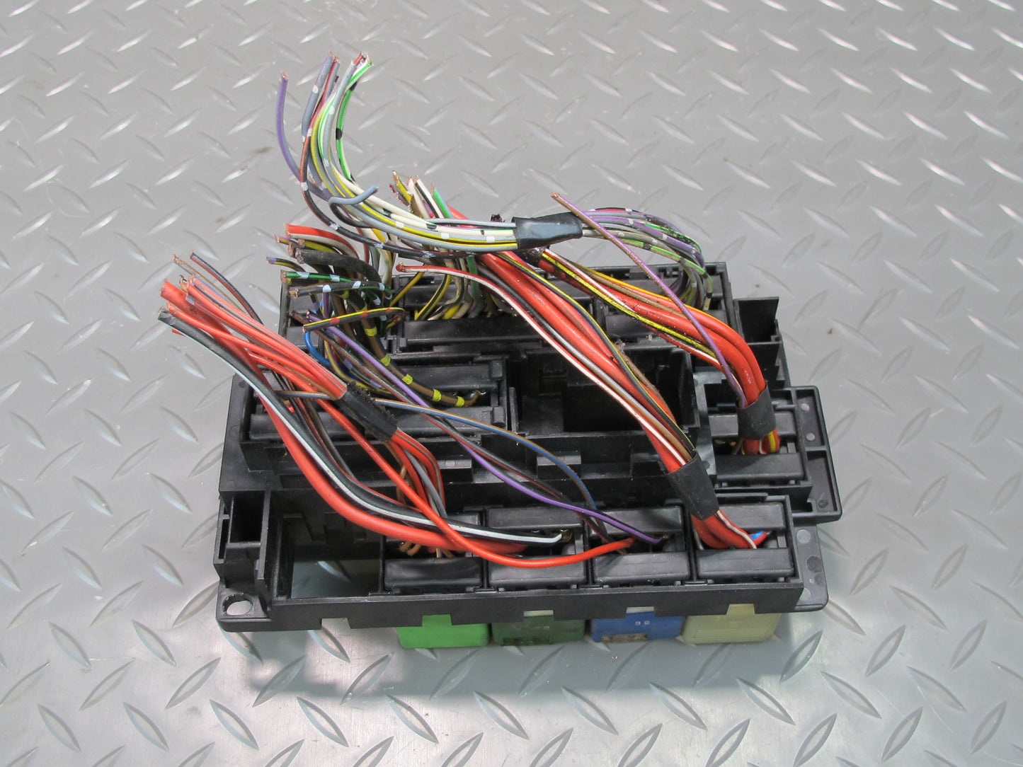 94-95 Mercedes W124 300D Engine Fuse Relay Box Module 1245450140 OEM