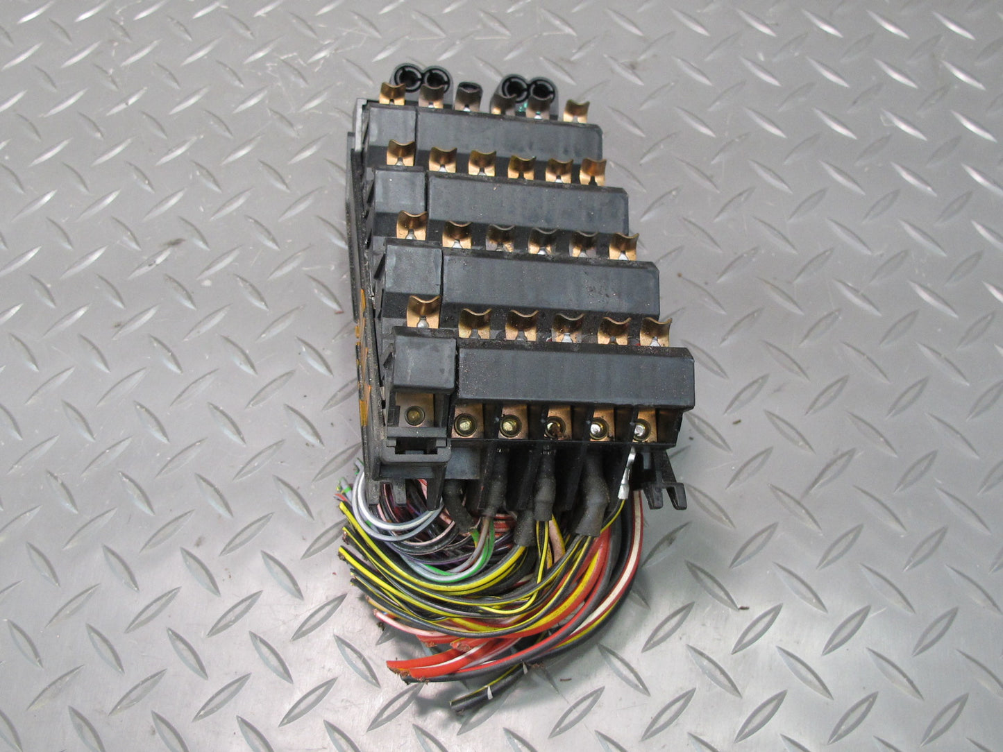 93-95 Mercedes W124 300D Fuse Relay Box Module 1244404232 OEM