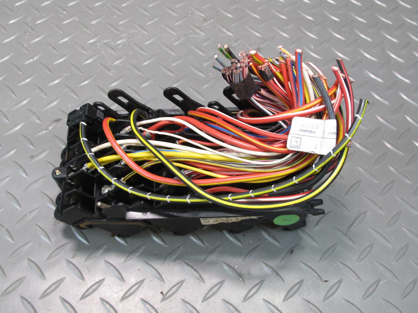 93-95 Mercedes W124 300D Fuse Relay Box Module 1244404232 OEM