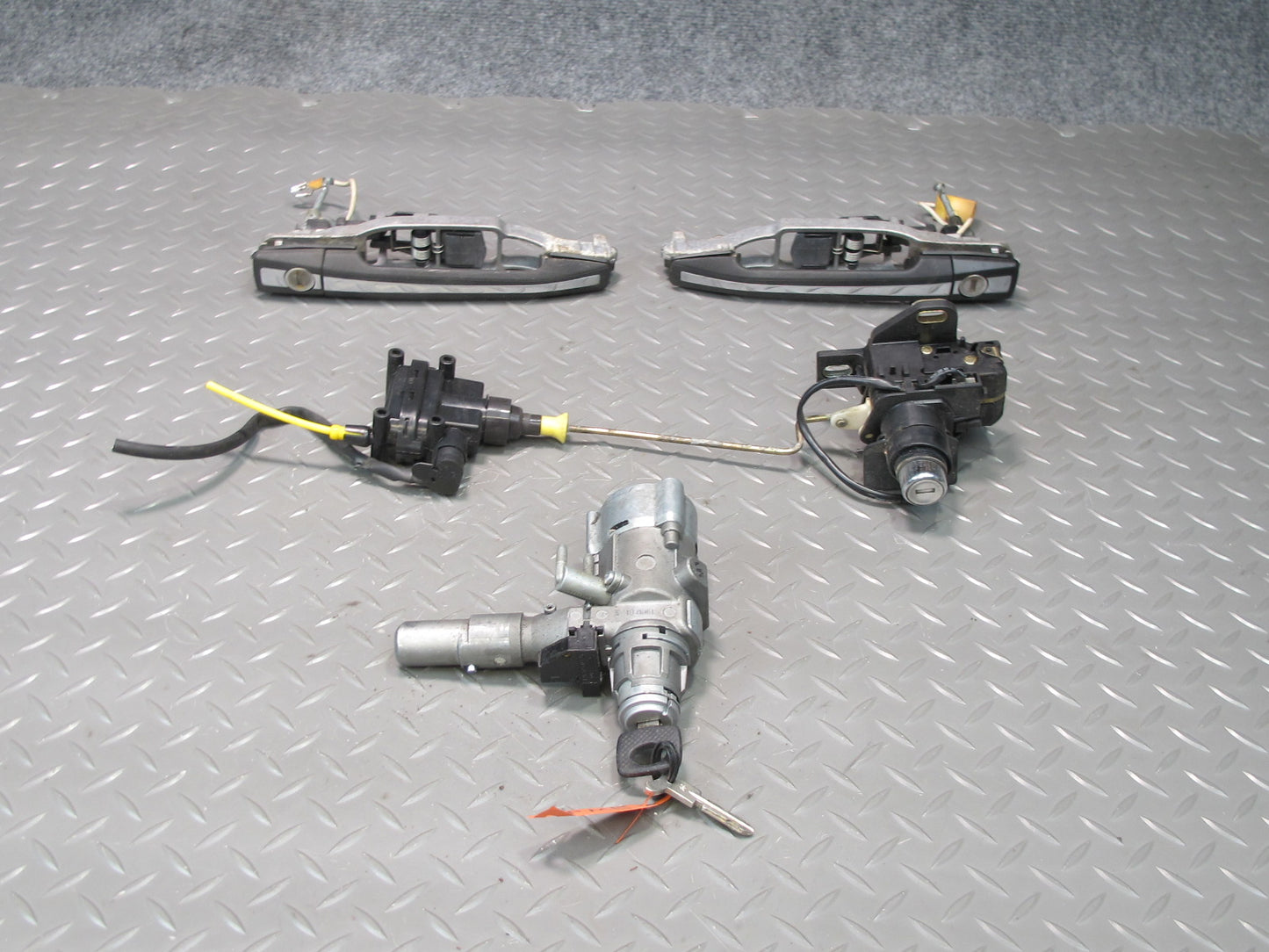 94-95 Mercedes W124 Sedan Ignition Trunk Front Door Lock Cylinder KEY Set OEM