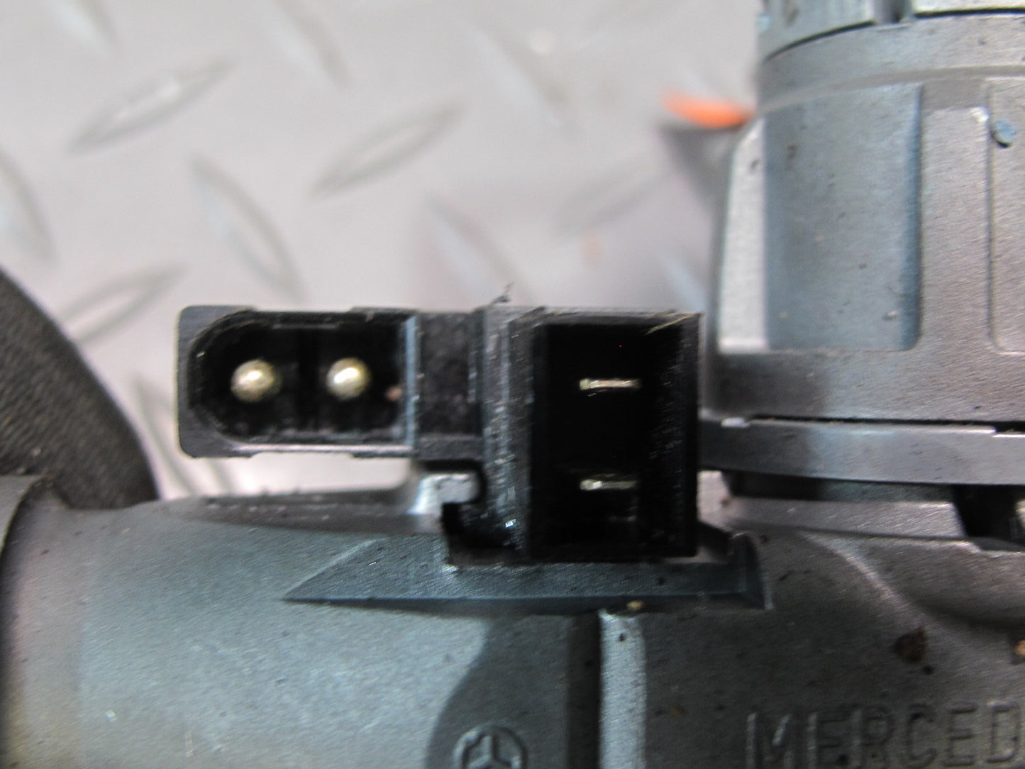 94-95 Mercedes W124 Sedan Ignition Trunk Front Door Lock Cylinder KEY Set OEM