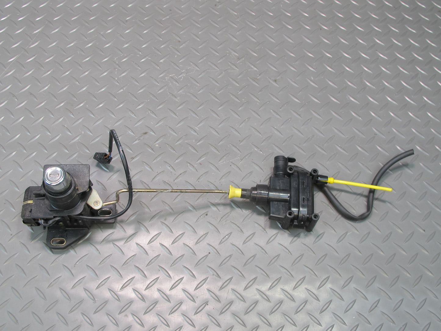 94-95 Mercedes W124 Sedan Ignition Trunk Front Door Lock Cylinder KEY Set OEM