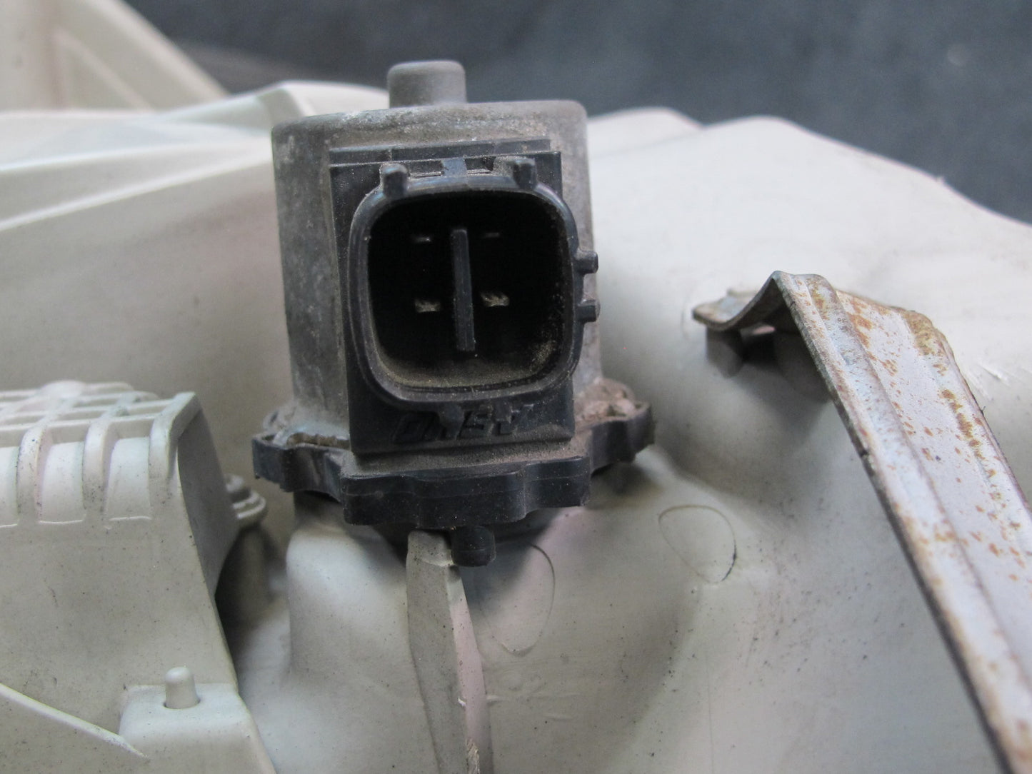 04-06 Lexus UCF30L LS430 Front Right Xenon HID Headlight Lamp OEM