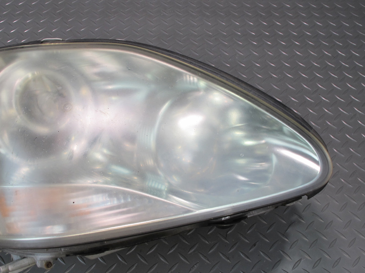 04-06 Lexus UCF30L LS430 Front Right Xenon HID Headlight Lamp OEM