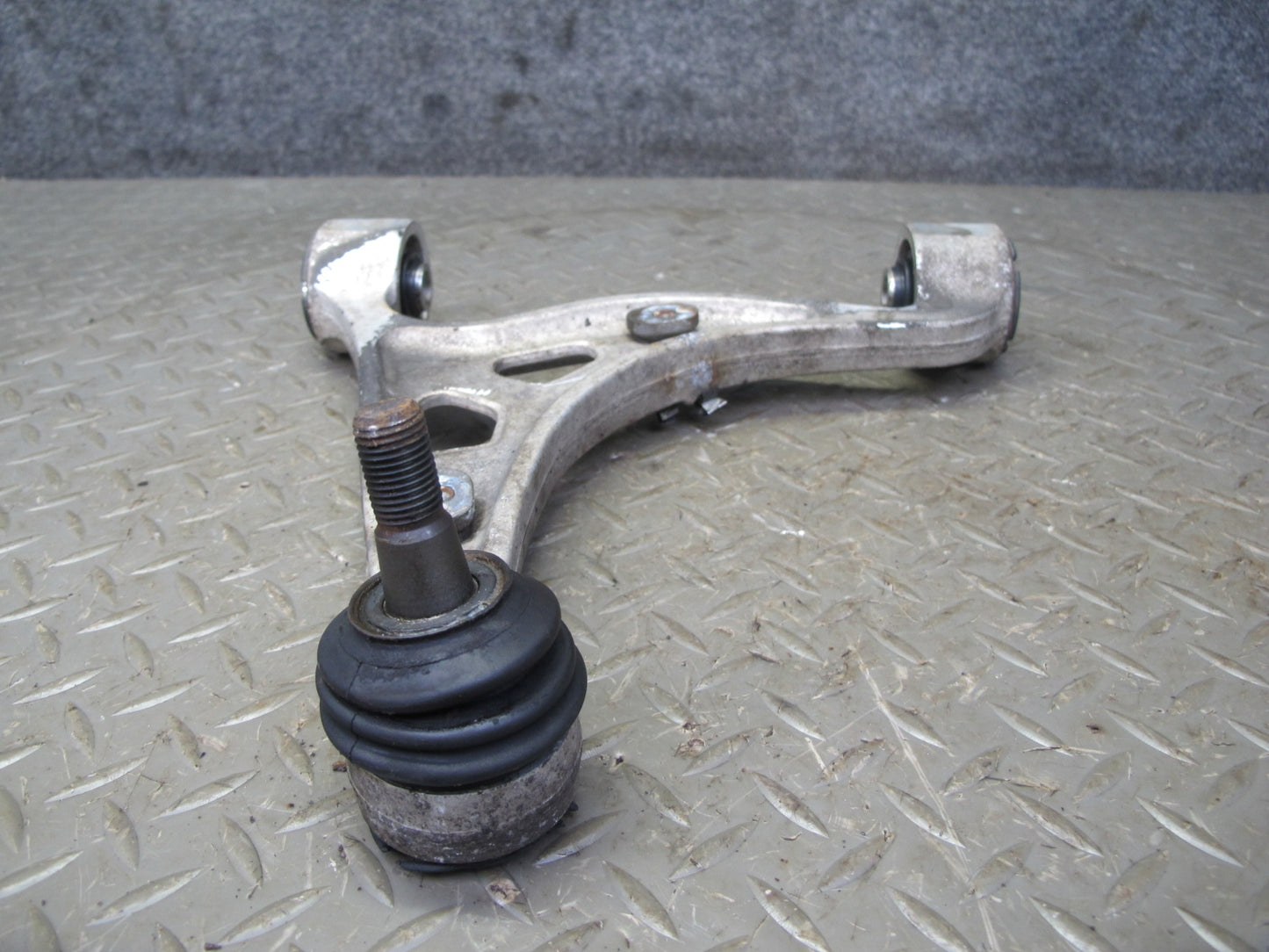 92-93 Lexus UZZ30L SC300 SC400 Rear Right Upper Control Arm OEM