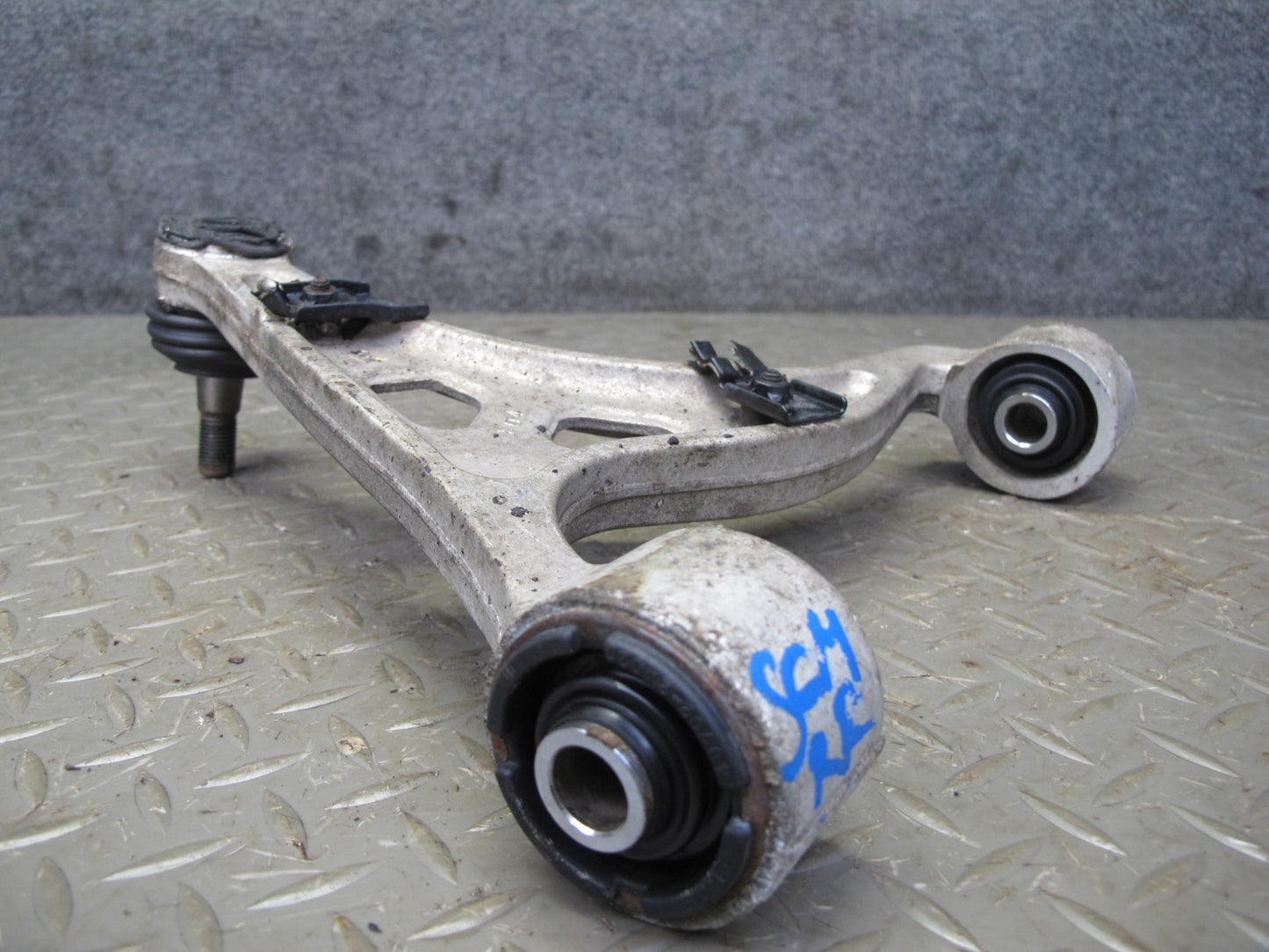 92-93 Lexus UZZ30L SC300 SC400 Rear Right Upper Control Arm OEM