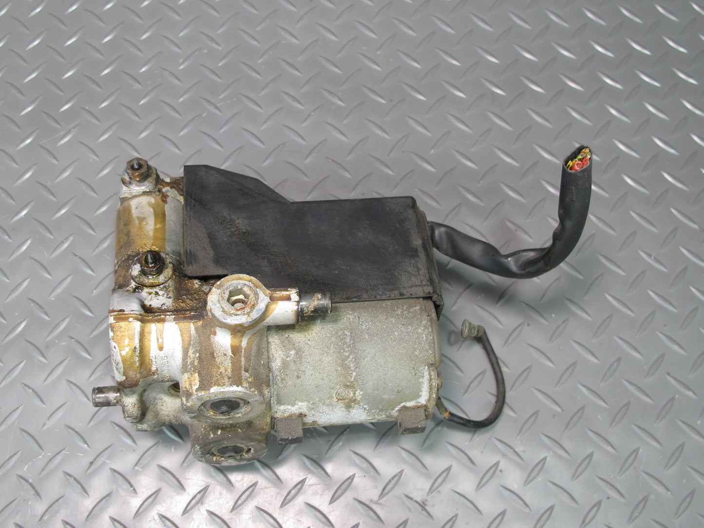 93-95 Mercedes W124 300D 3.0L Diesel Anti Lock Brake ABS Pump Module OEM