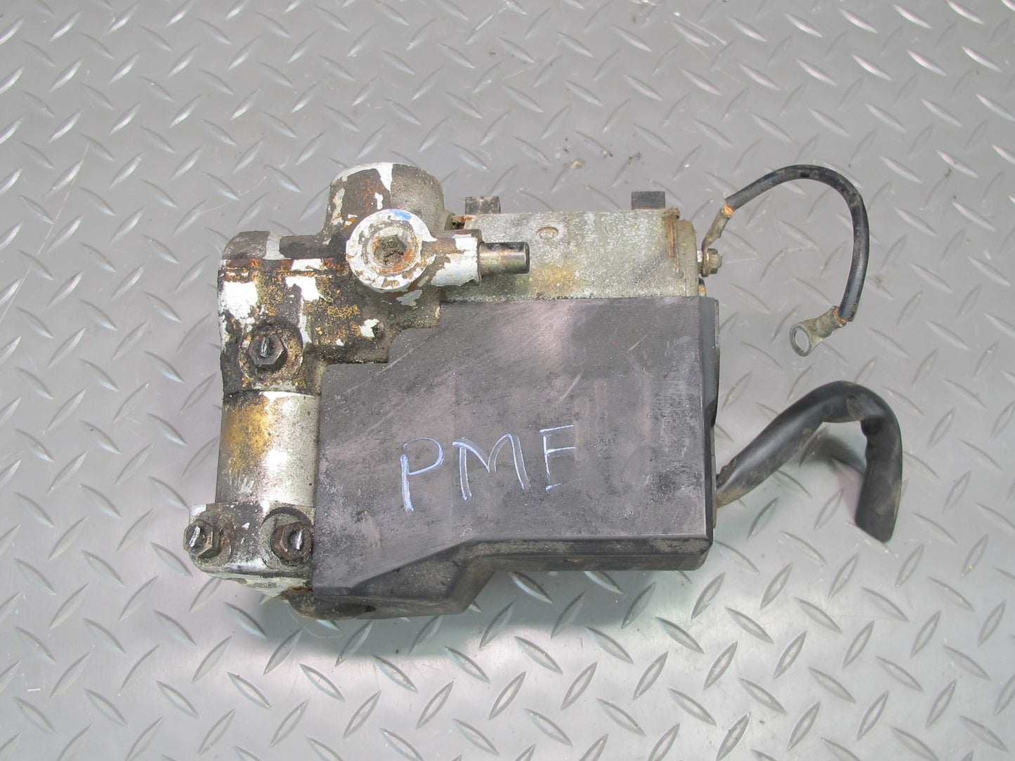 93-95 Mercedes W124 300D 3.0L Diesel Anti Lock Brake ABS Pump Module OEM