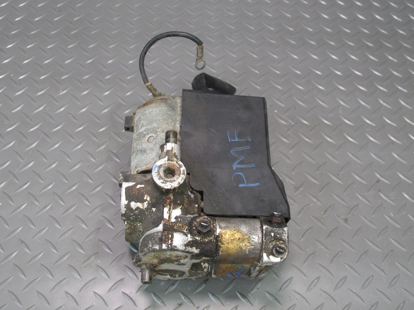 93-95 Mercedes W124 300D 3.0L Diesel Anti Lock Brake ABS Pump Module OEM