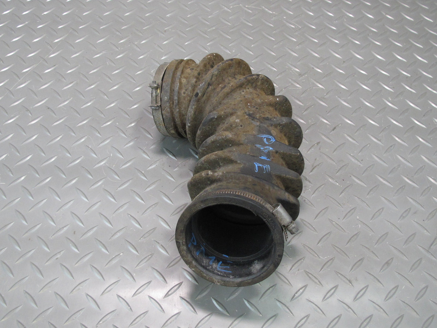 93-95 Mercedes W124 300D OM606 3.0L Diesel Air Intake Hose Pipe 6060940009 OEM