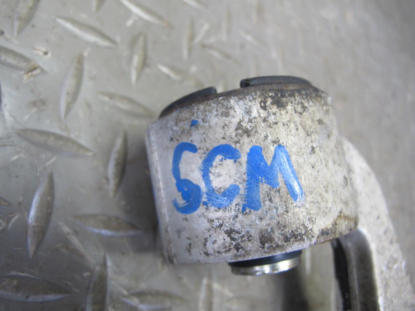 92-93 Lexus UZZ30L SC300 SC400 Rear Left Upper Control Arm OEM