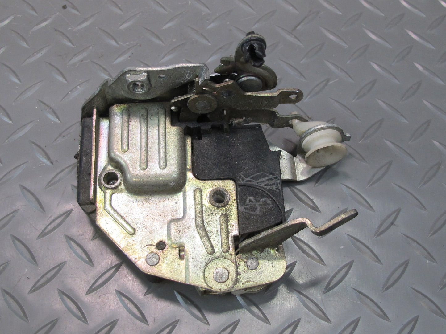 87-95 Mercedes W124 300D Front Left Door Lock Latch Actuator OEM