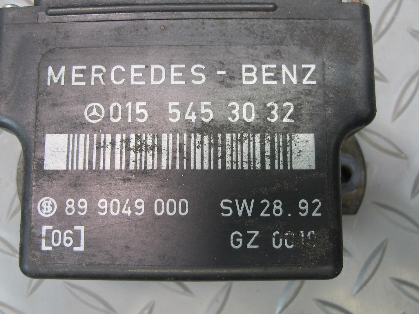 1995 Mercedes W124 300D Diesel Glow Plug Relay Module 0155453032 OEM