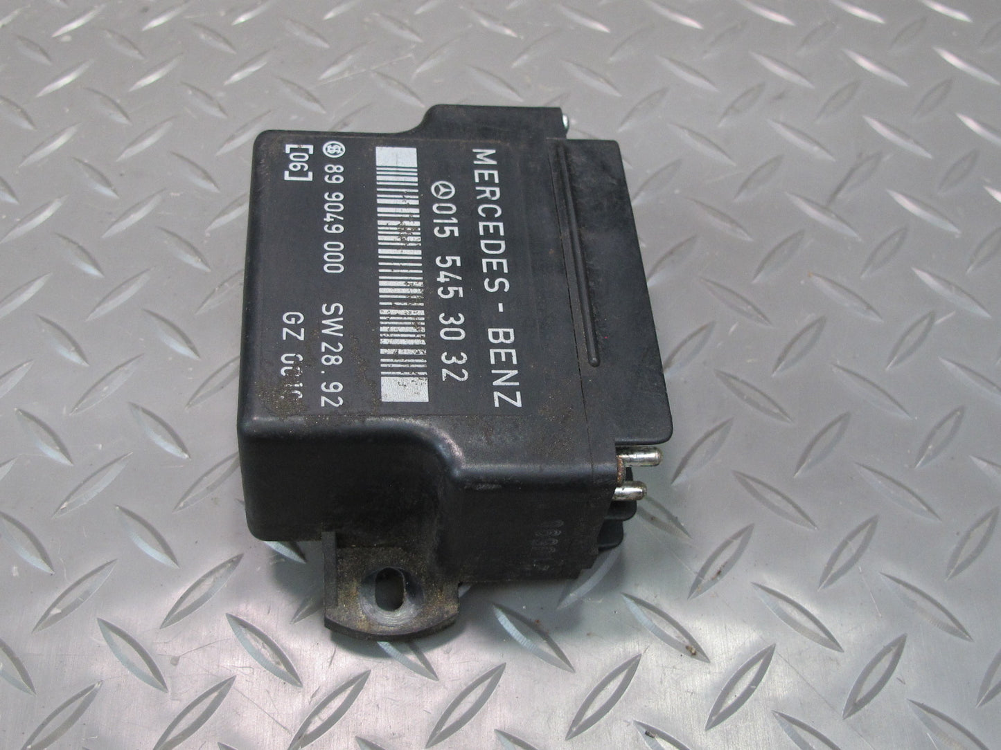 1995 Mercedes W124 300D Diesel Glow Plug Relay Module 0155453032 OEM