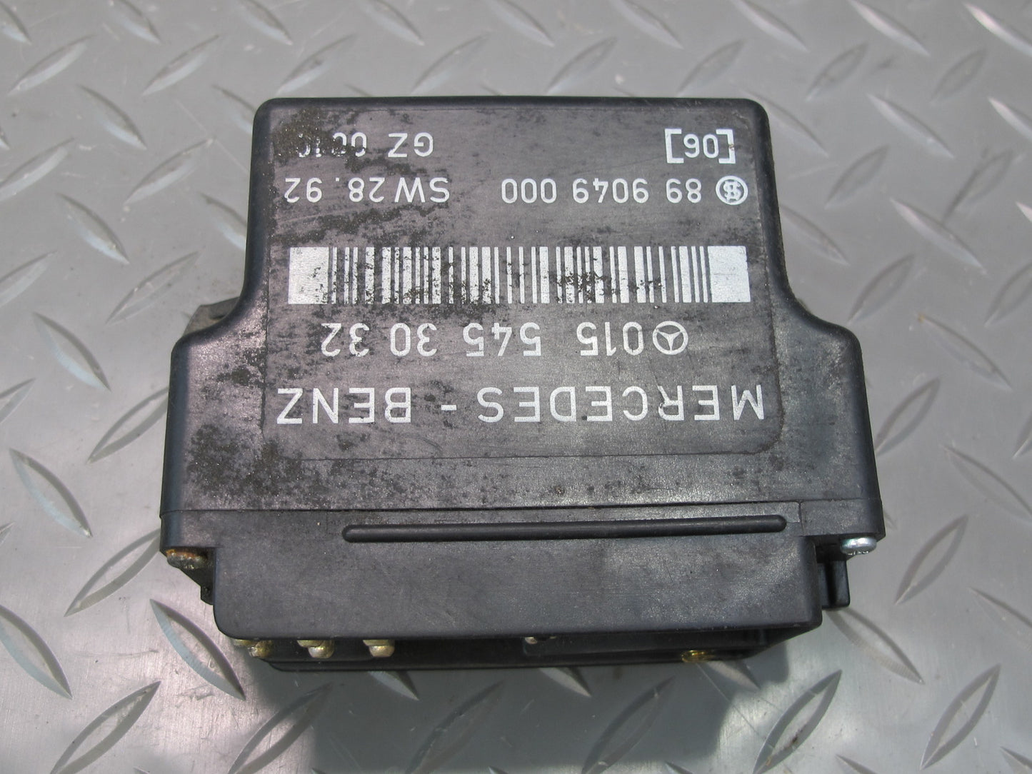 1995 Mercedes W124 300D Diesel Glow Plug Relay Module 0155453032 OEM