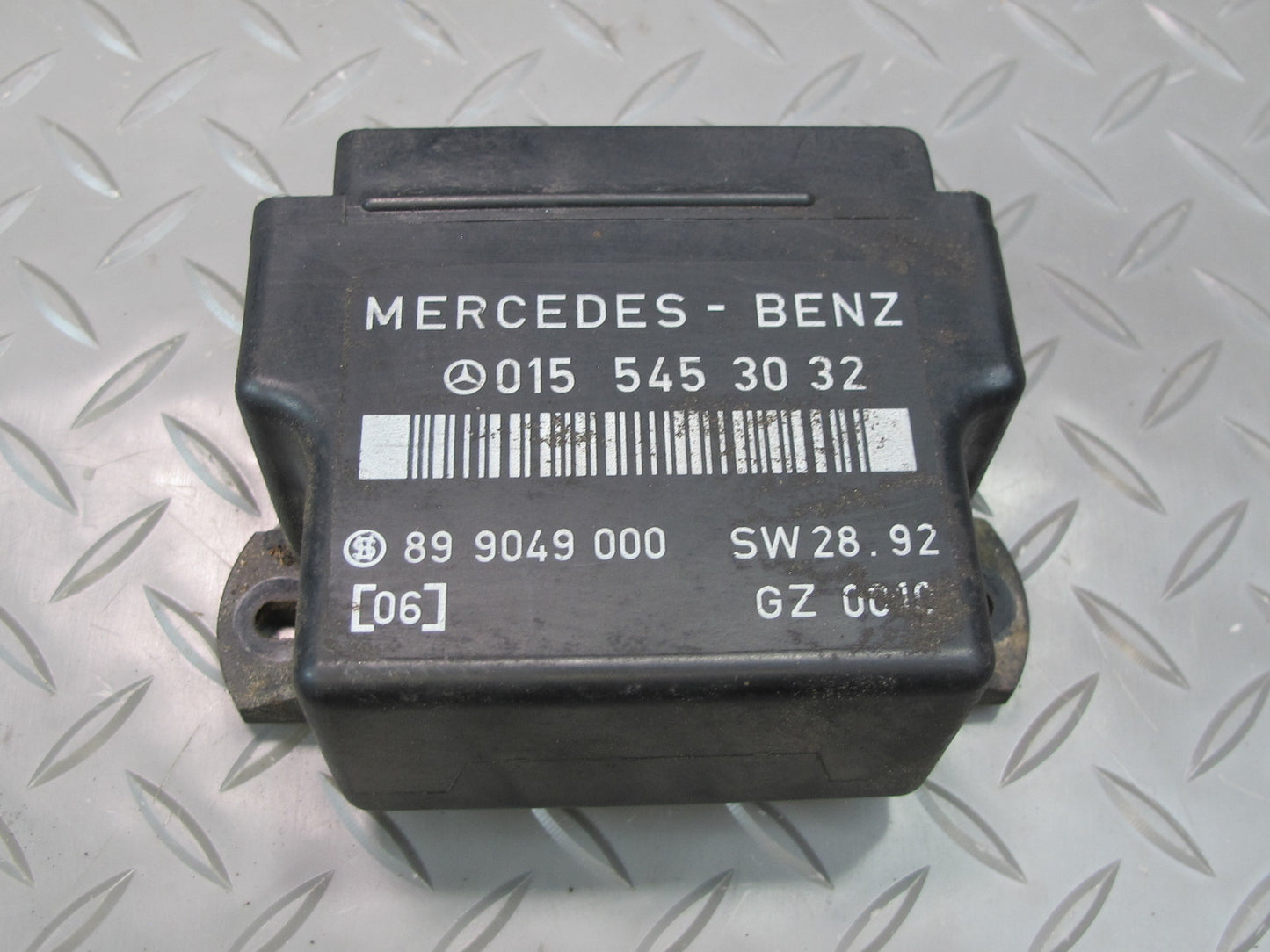 1995 Mercedes W124 300D Diesel Glow Plug Relay Module 0155453032 OEM
