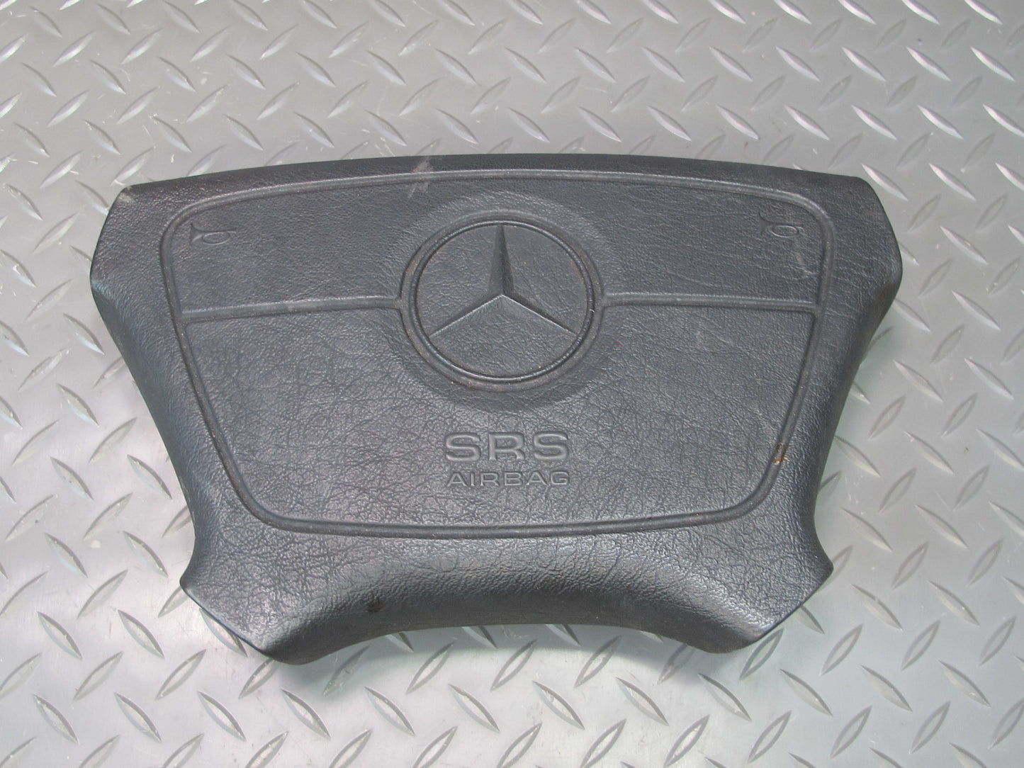 94-95 MERCEDES W124 E-CLASS FRONT LEFT DRIVER SIDE STEERING WHEEL SRS AIRBAG OEM