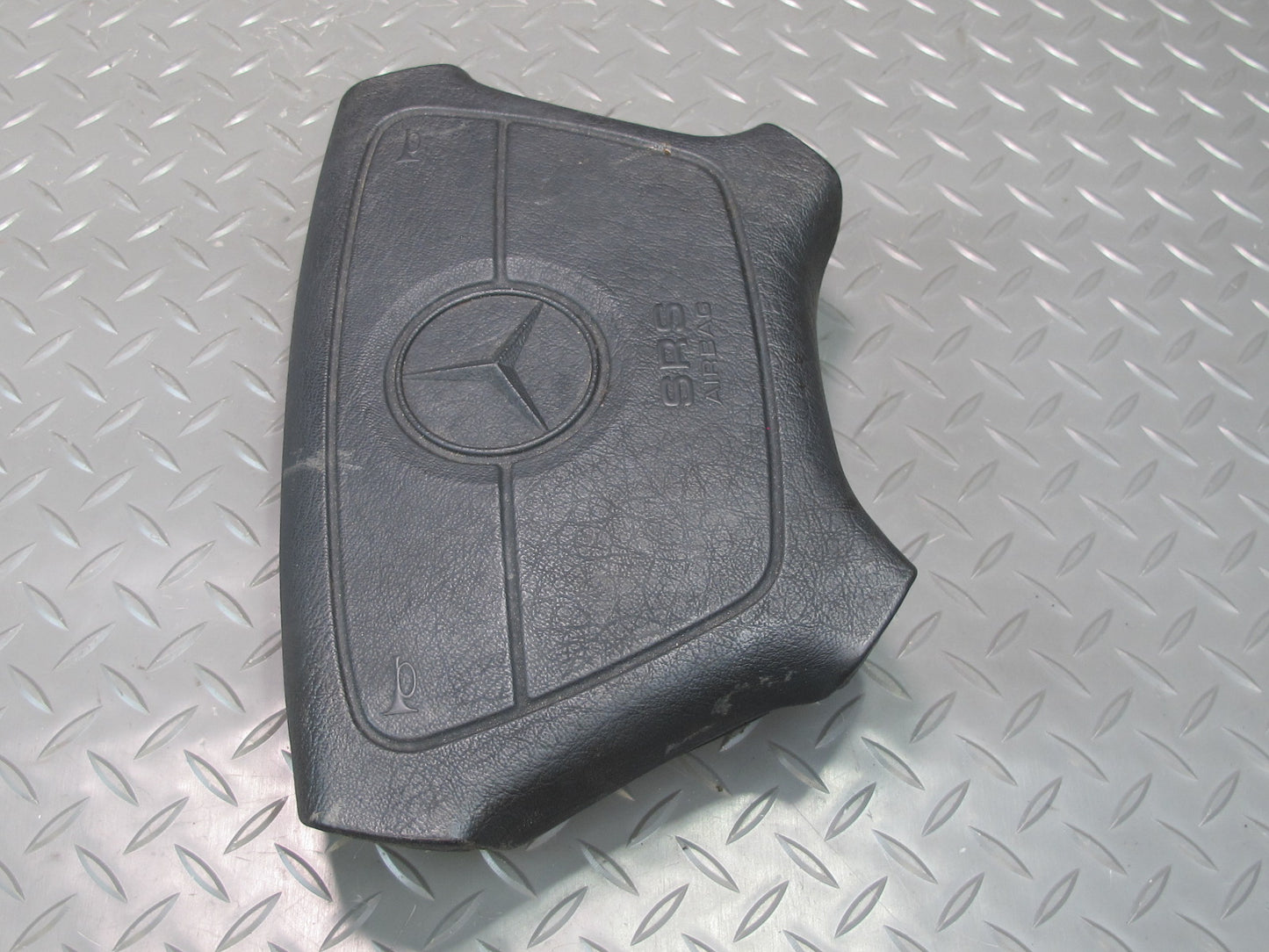 94-95 MERCEDES W124 E-CLASS FRONT LEFT DRIVER SIDE STEERING WHEEL SRS AIRBAG OEM