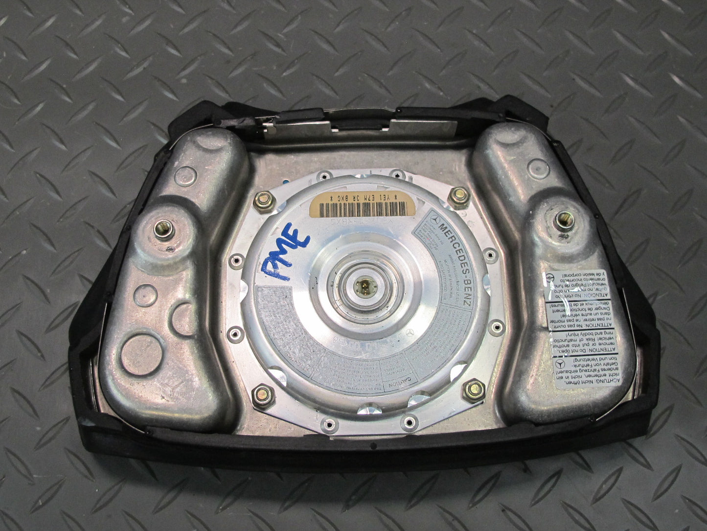 94-95 MERCEDES W124 E-CLASS FRONT LEFT DRIVER SIDE STEERING WHEEL SRS AIRBAG OEM