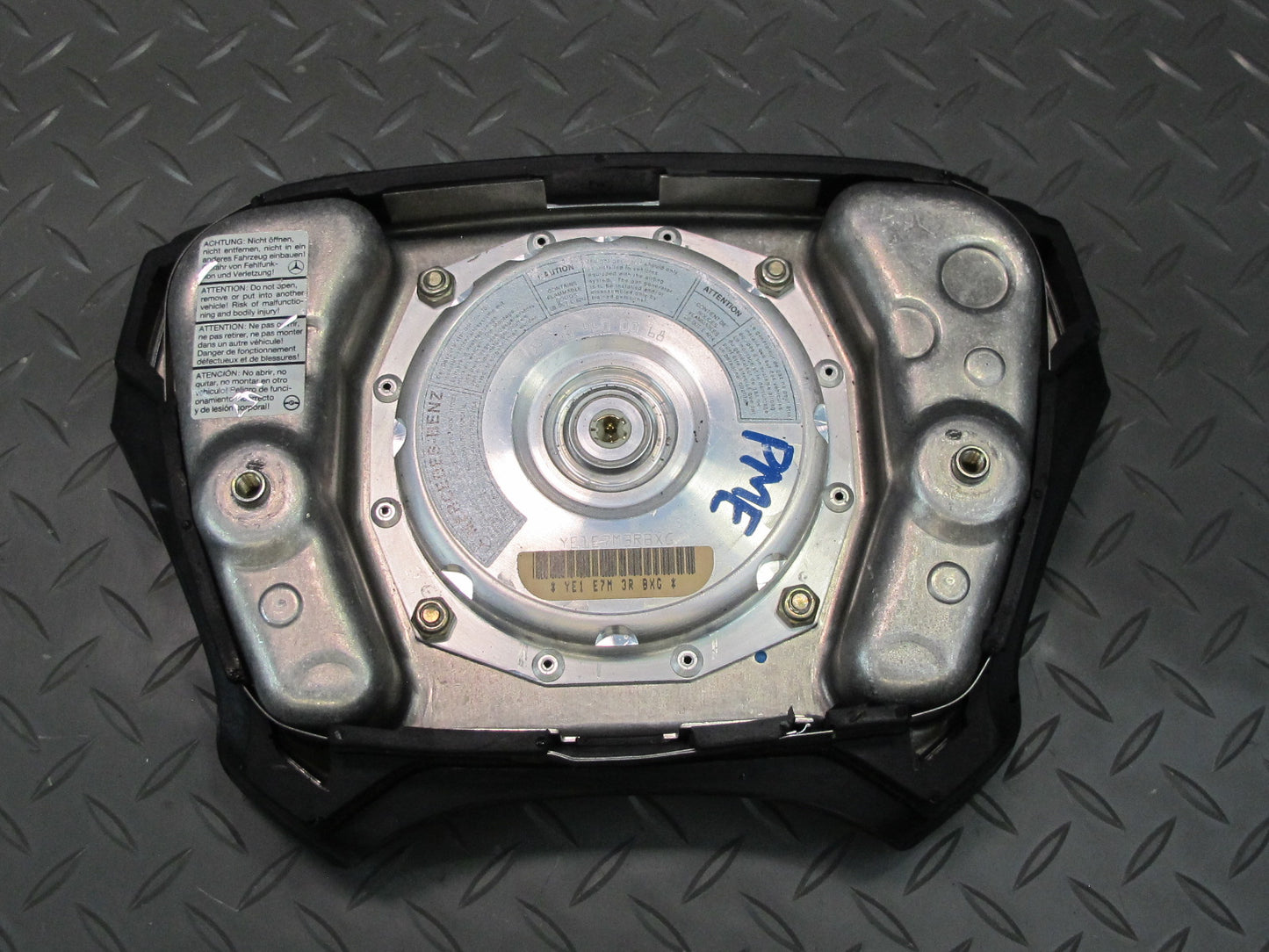 94-95 MERCEDES W124 E-CLASS FRONT LEFT DRIVER SIDE STEERING WHEEL SRS AIRBAG OEM