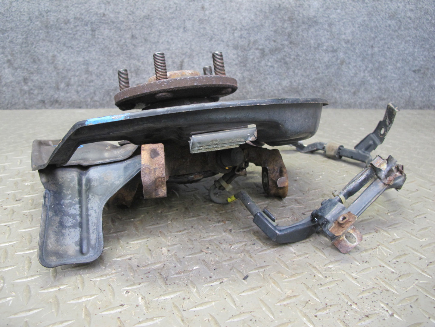 92-00 Lexus UZZ30L SC300 SC400 RWD Front Right Spindle Knuckle Wheel Hub OEM