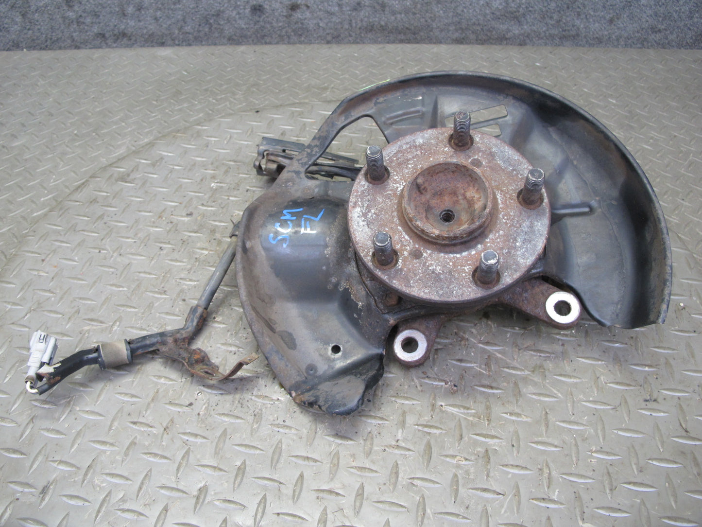 92-00 Lexus UZZ30L SC300 SC400 RWD Front Left Spindle Knuckle Wheel Hub OEM